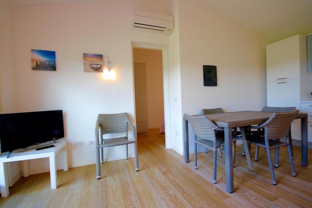Residenze Dei Fiori Villa Porto Rotondo Szoba fotó