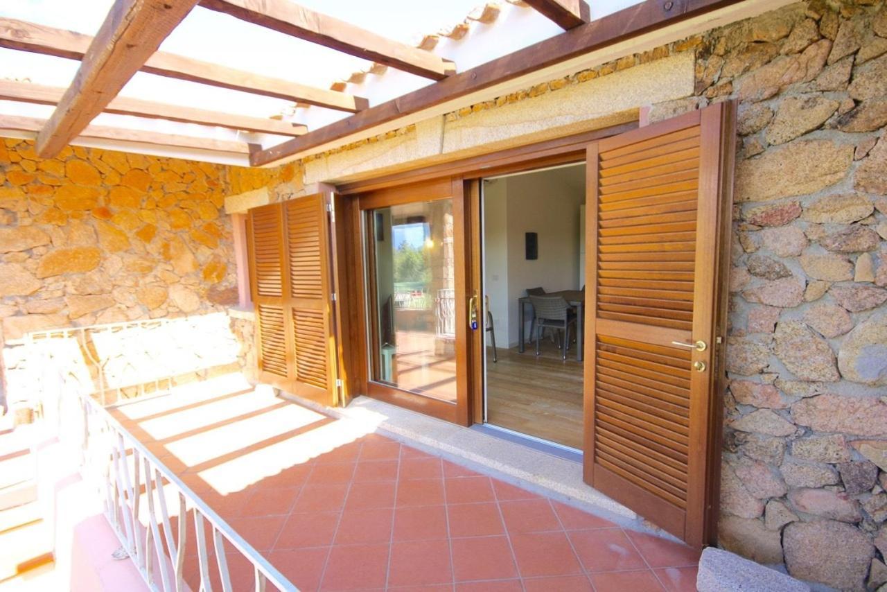 Residenze Dei Fiori Villa Porto Rotondo Szoba fotó