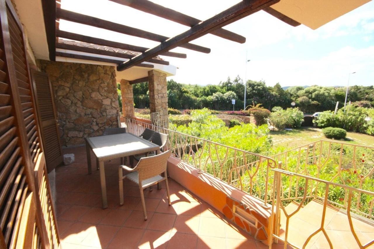 Residenze Dei Fiori Villa Porto Rotondo Szoba fotó