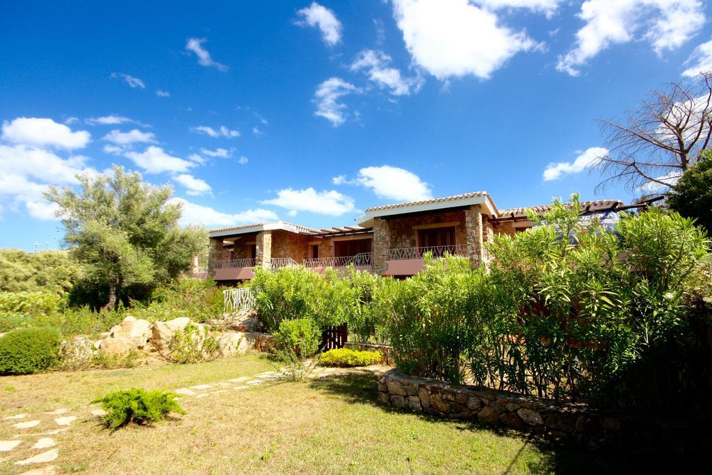 Residenze Dei Fiori Villa Porto Rotondo Kültér fotó