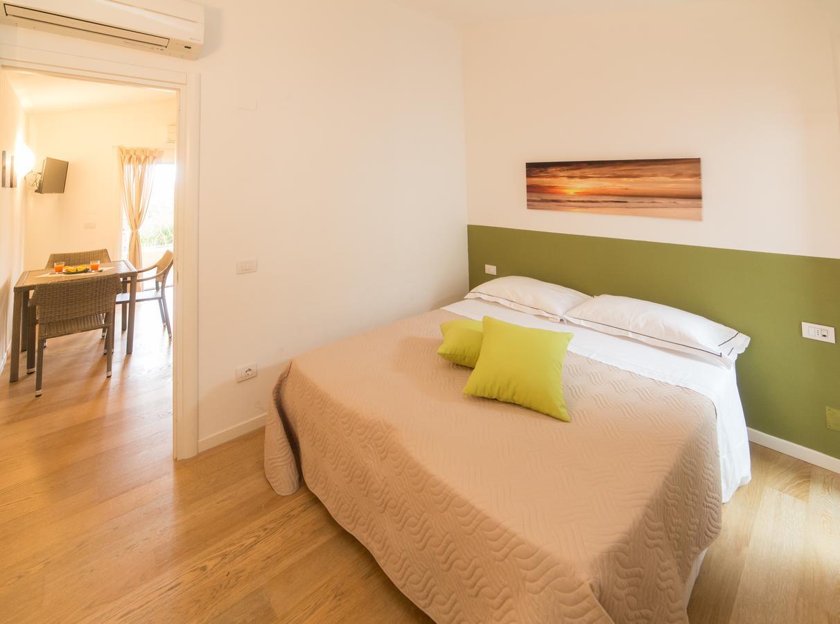 Residenze Dei Fiori Villa Porto Rotondo Kültér fotó