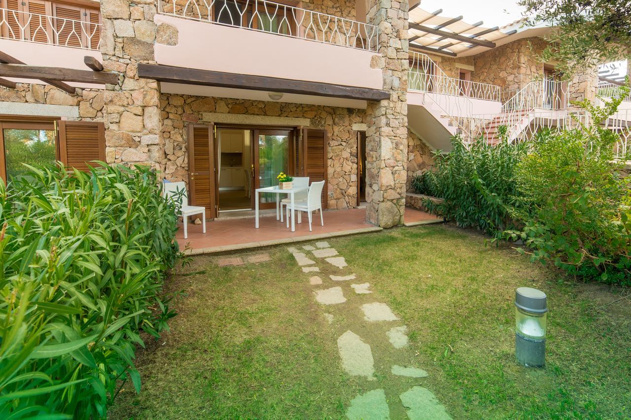 Residenze Dei Fiori Villa Porto Rotondo Kültér fotó